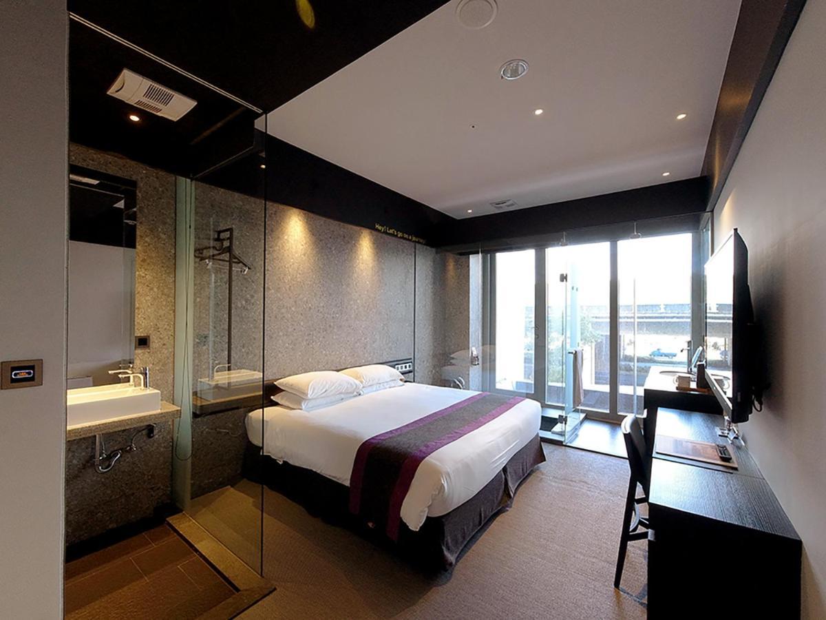 Royal Roi Hotel Taichung Exterior photo