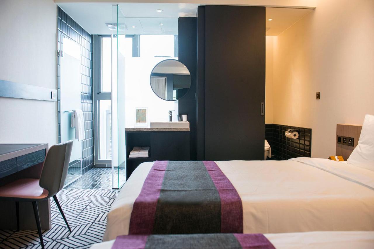 Royal Roi Hotel Taichung Exterior photo