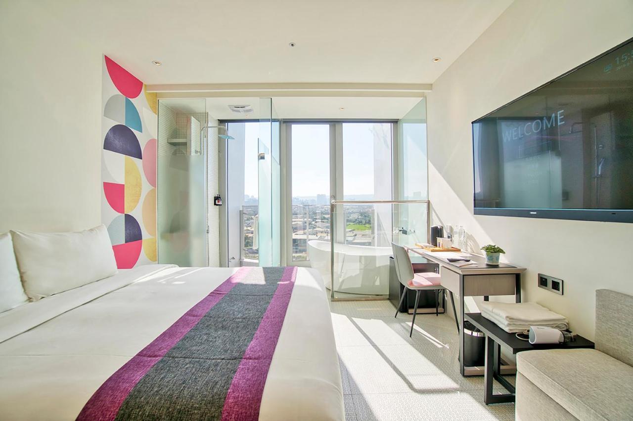Royal Roi Hotel Taichung Exterior photo